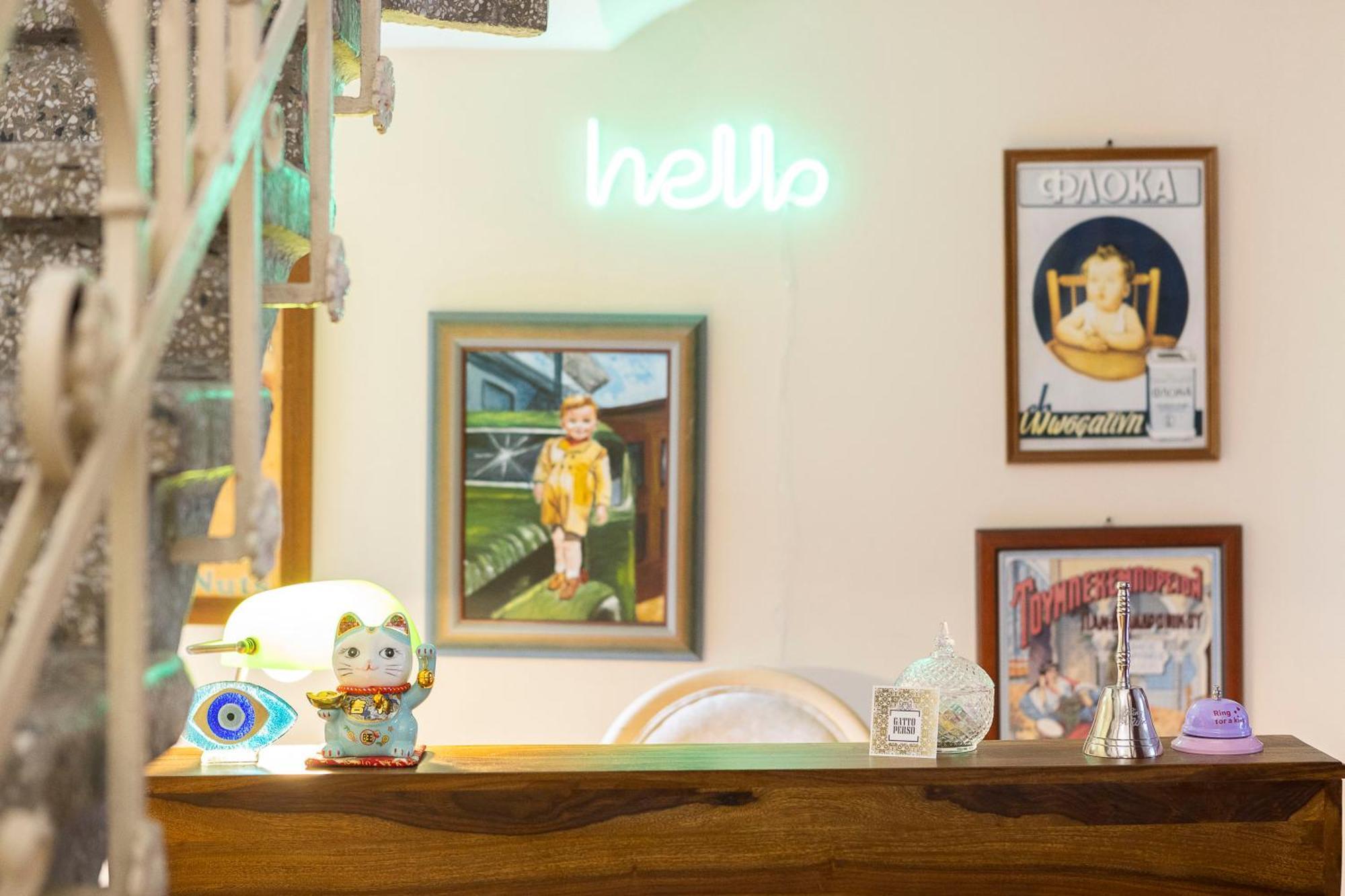 Gatto Perso Luxury Studio Apartments テッサロニキ エクステリア 写真