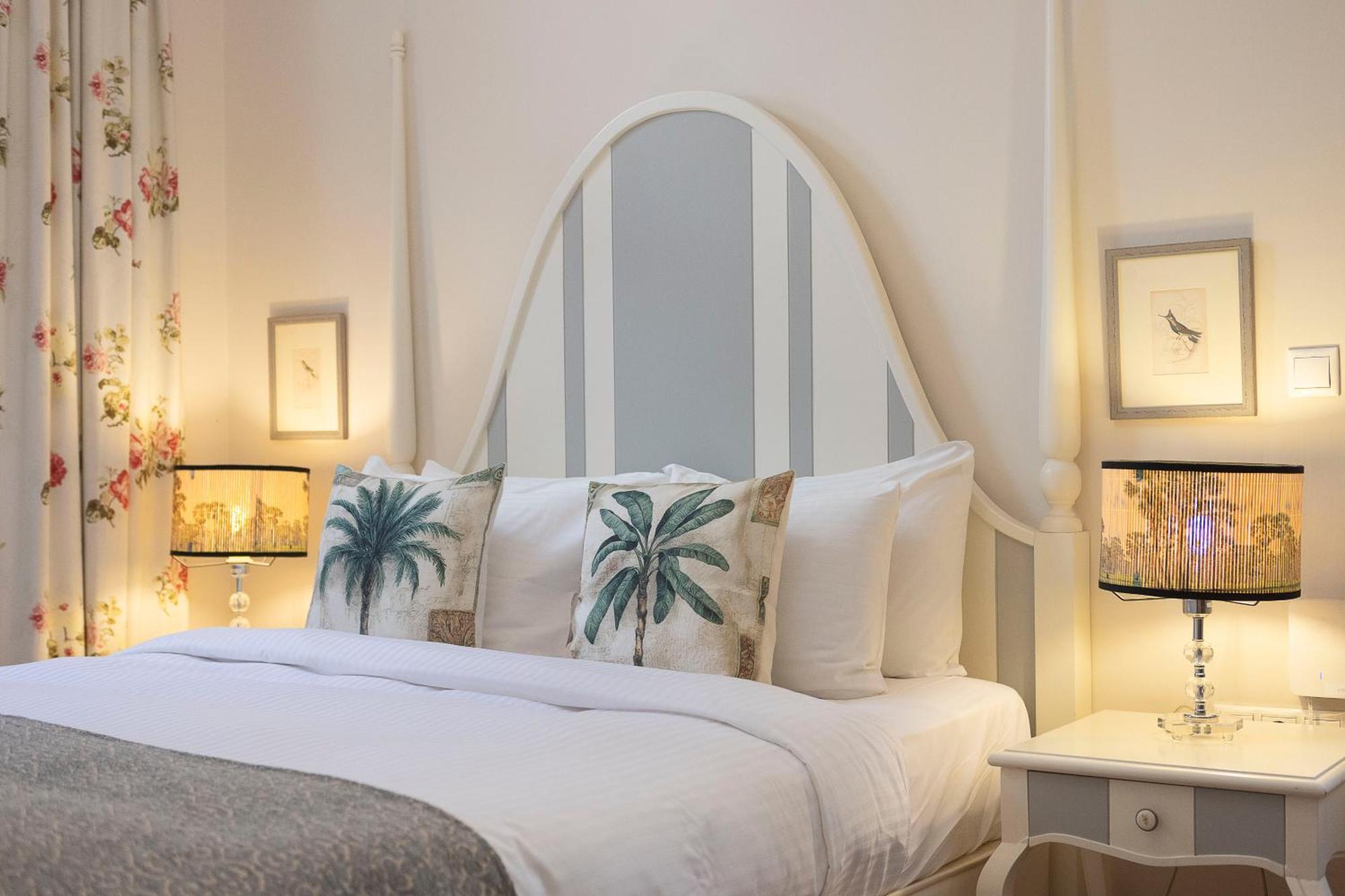 Gatto Perso Luxury Studio Apartments テッサロニキ エクステリア 写真