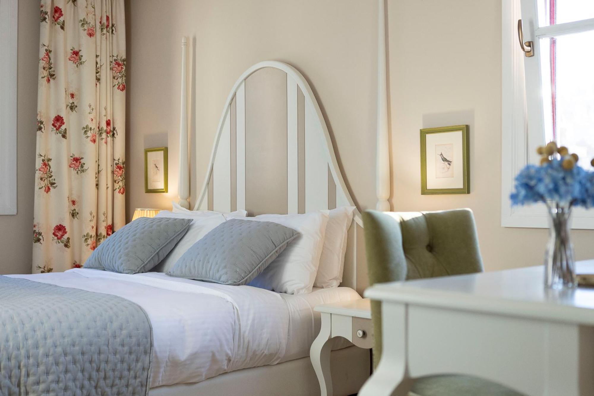 Gatto Perso Luxury Studio Apartments テッサロニキ エクステリア 写真