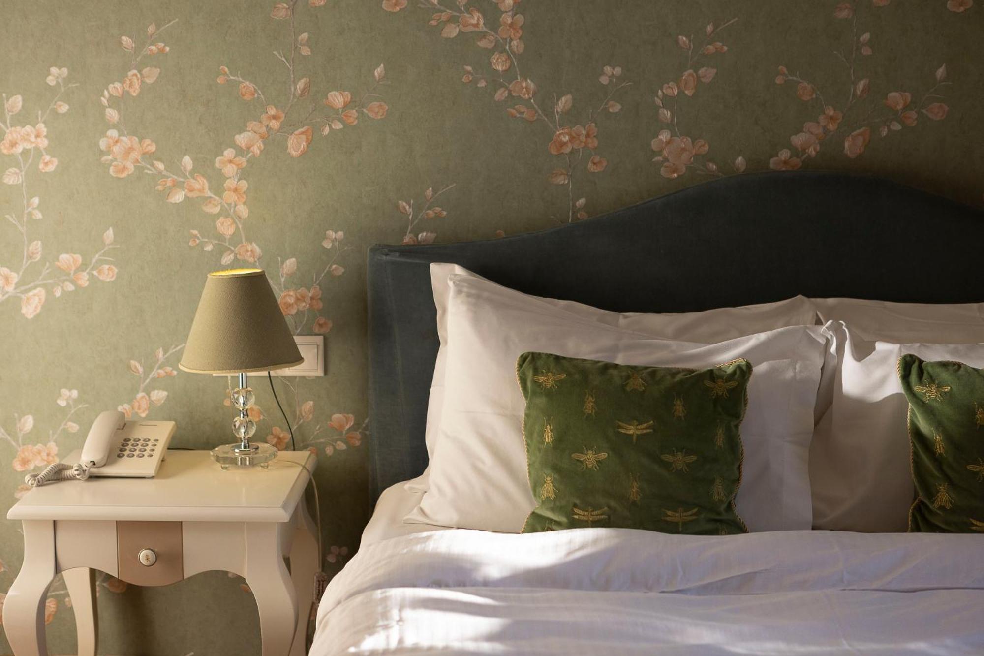 Gatto Perso Luxury Studio Apartments テッサロニキ エクステリア 写真